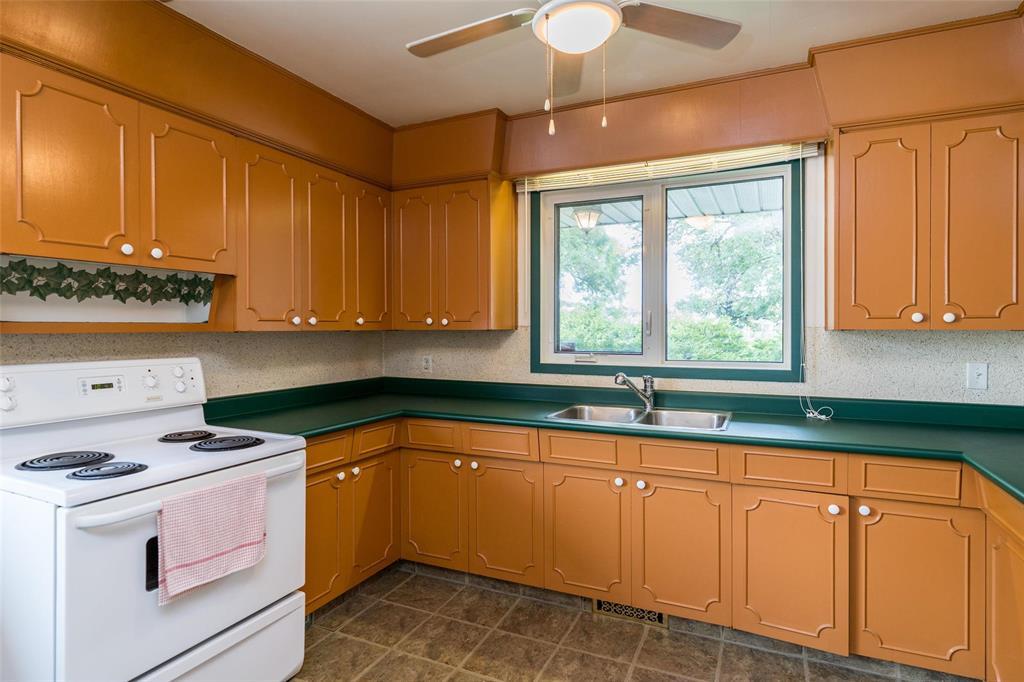 266 Sutton Avenue, Winnipeg, Manitoba  R2G 0S8 - Photo 9 - 202622227