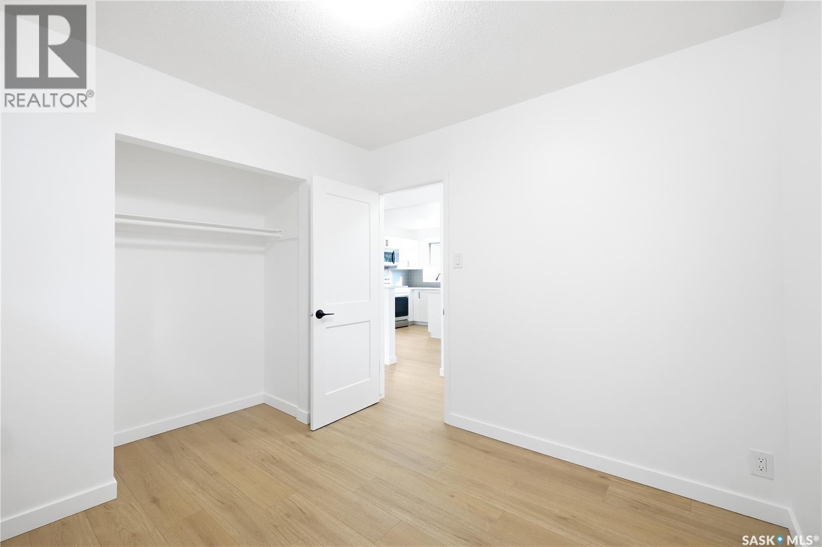 34 Ottawa Place, Regina, Saskatchewan  S4R 2V7 - Photo 12 - SK047654