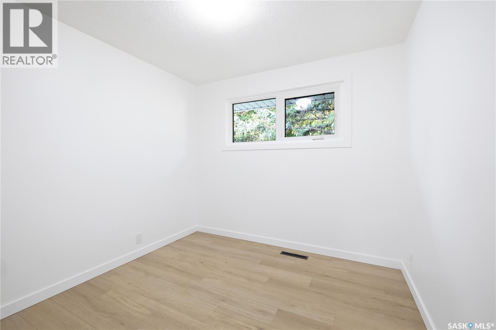 34 Ottawa Place, Regina, Saskatchewan  S4R 2V7 - Photo 16 - SK047654