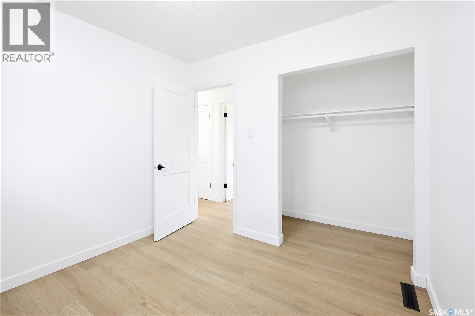 34 Ottawa Place, Regina, Saskatchewan  S4R 2V7 - Photo 17 - SK047654