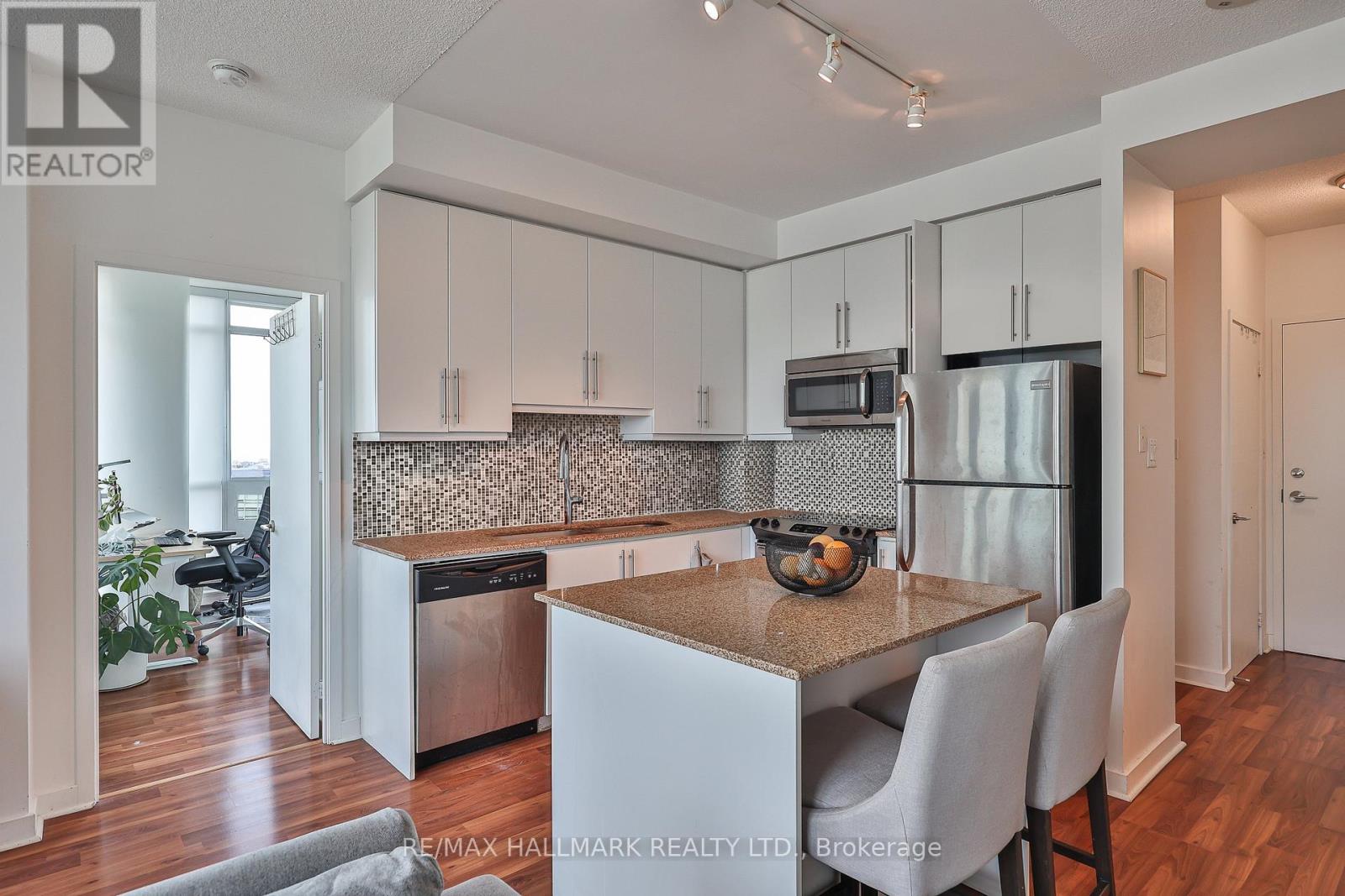 1309 - 1171 Queen Street W, Toronto, Ontario  M6J 0A5 - Photo 3 - C13751020