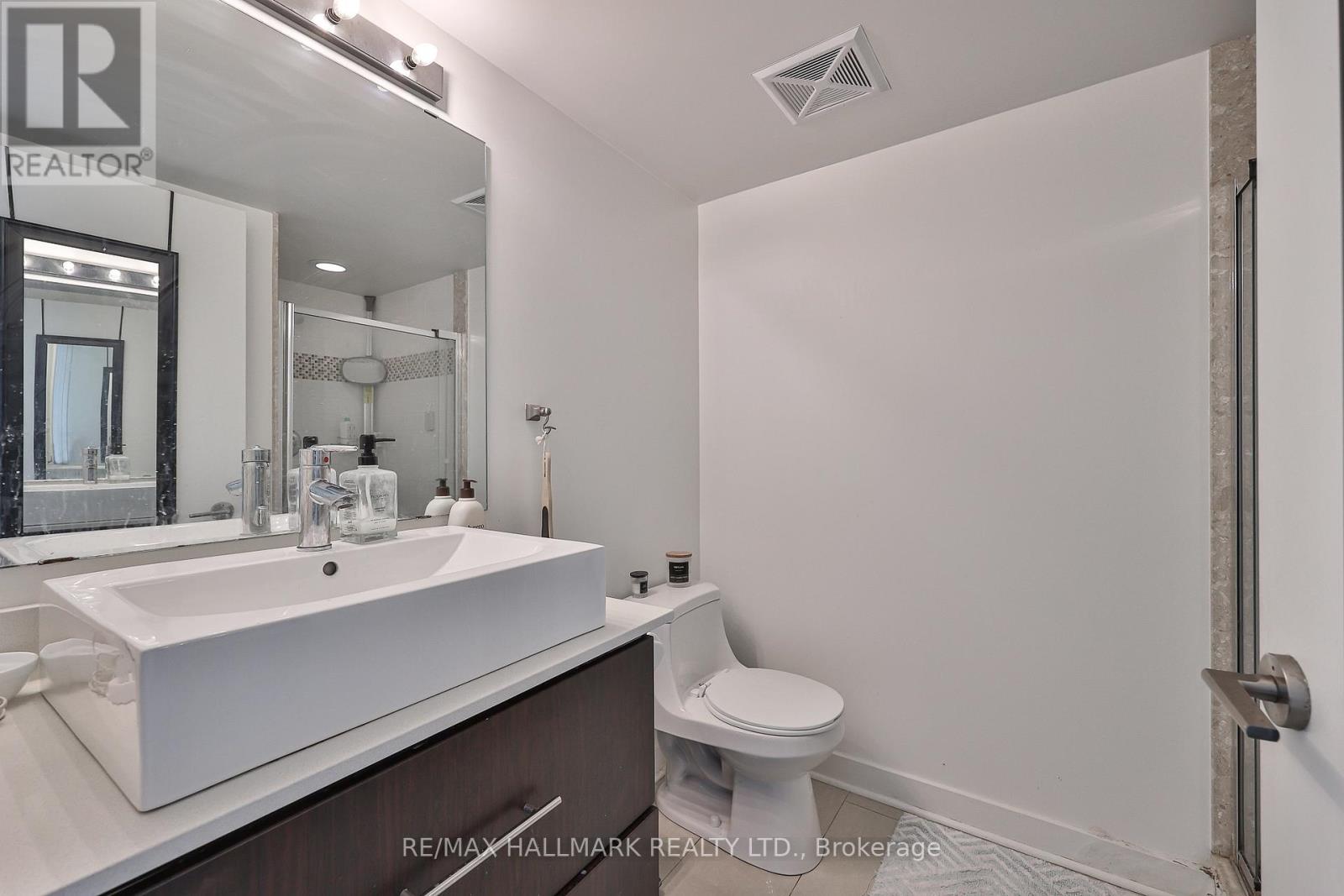1309 - 1171 Queen Street W, Toronto, Ontario  M6J 0A5 - Photo 9 - C13751020