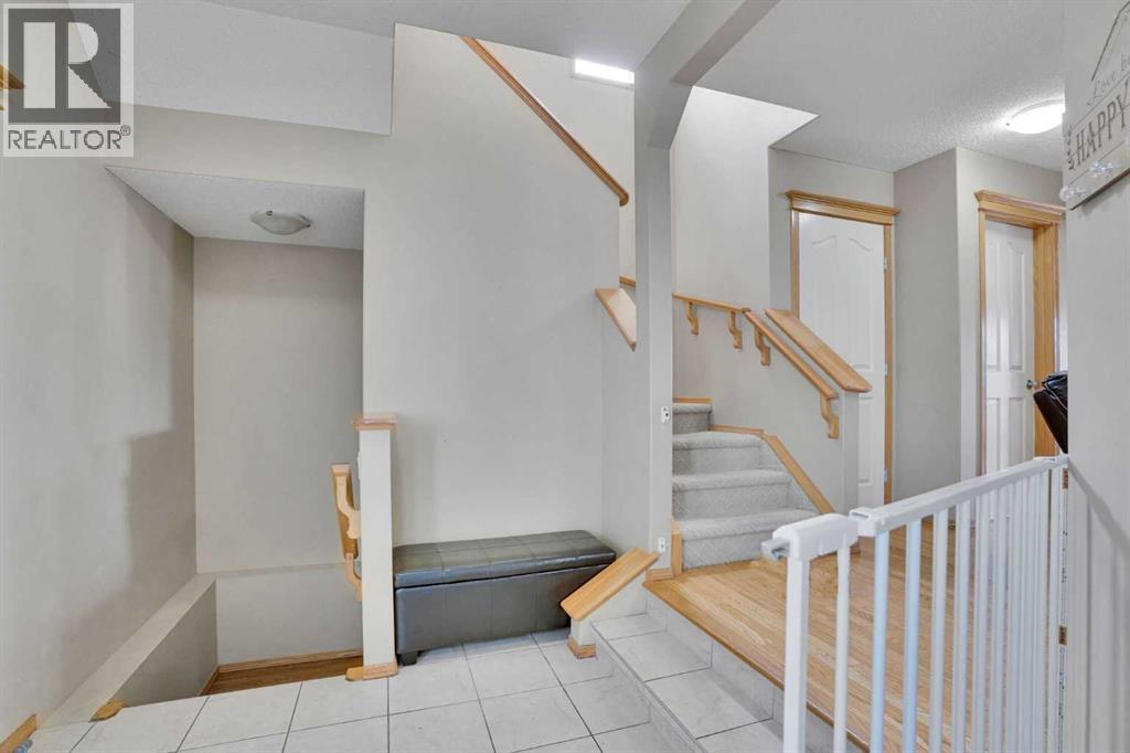 75 Taralea Crescent NE, Calgary, Alberta  T3J 5A8 - Photo 3 - A2304804