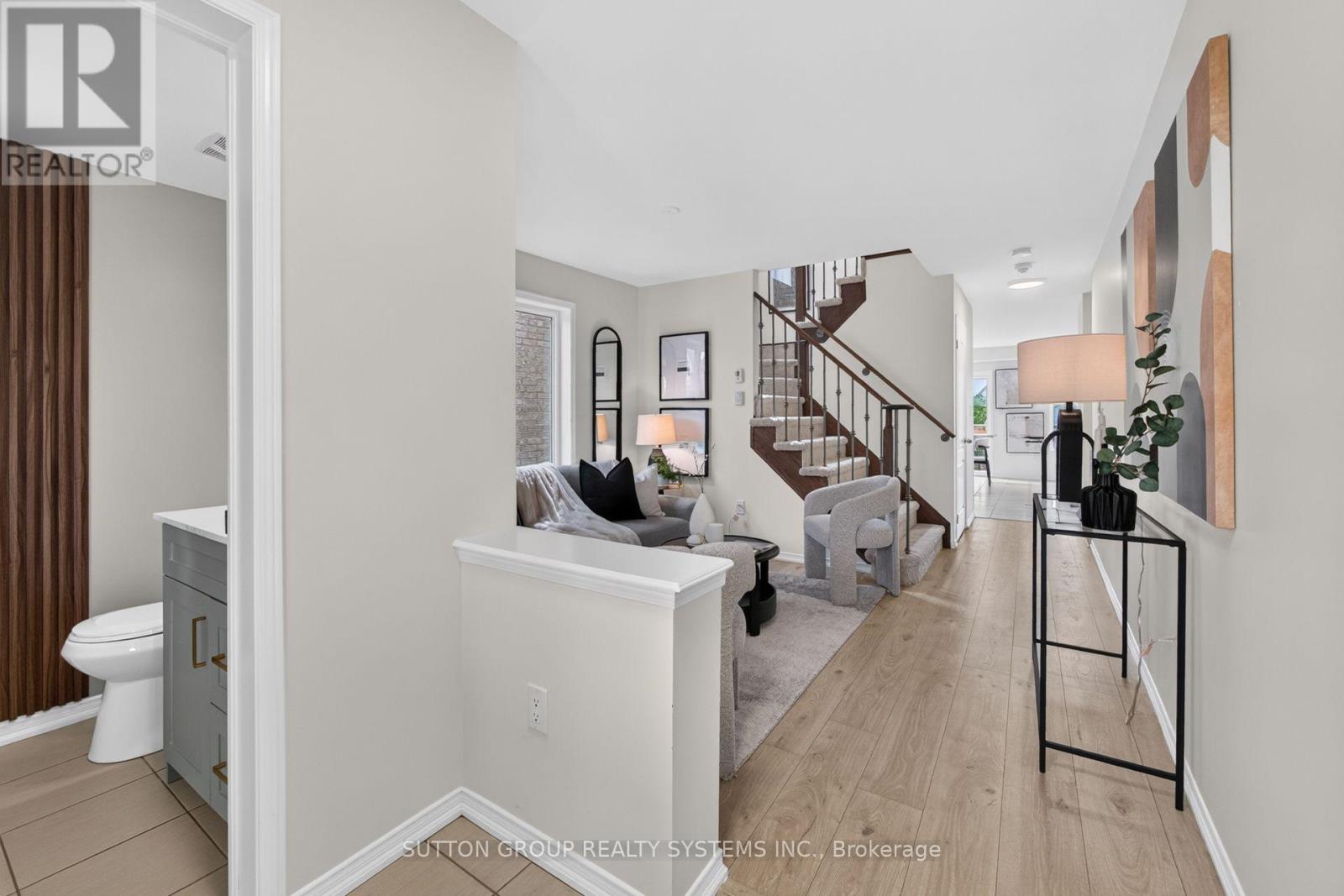 165 Dance Act Avenue, Oshawa, Ontario  L1L 0H4 - Photo 3 - E13751024