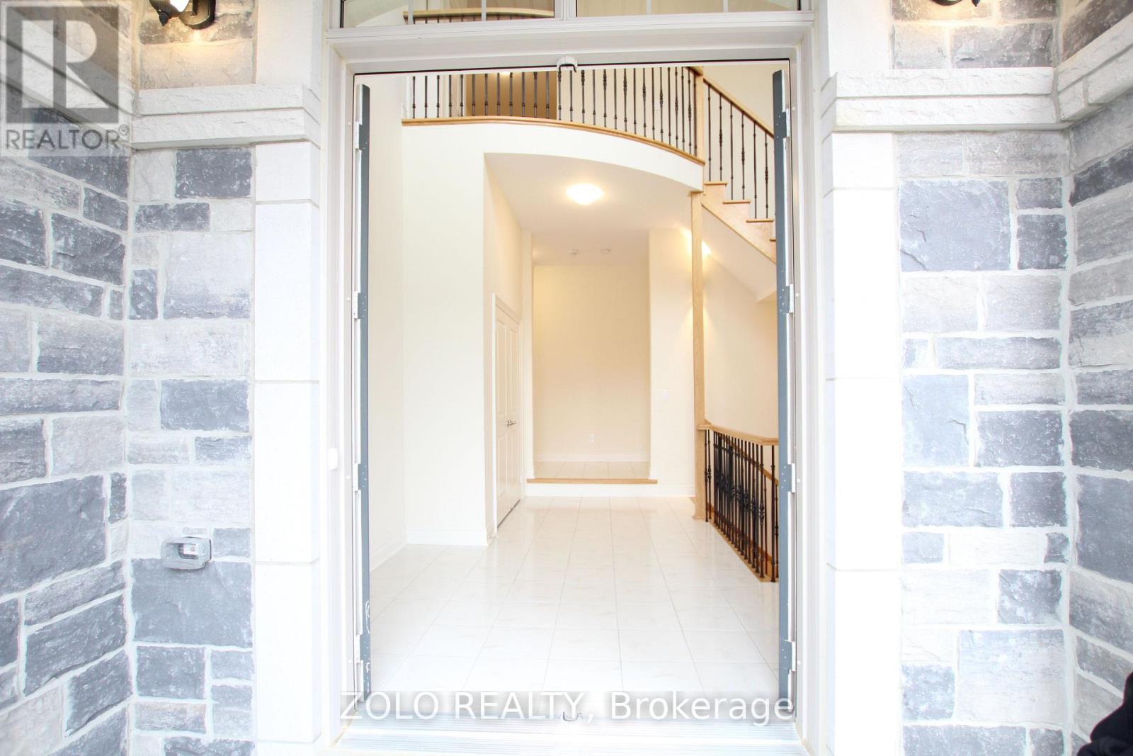 64 Cayton Crescent, Bradford West Gwillimbury, Ontario  L3Z 0V9 - Photo 30 - N13751012