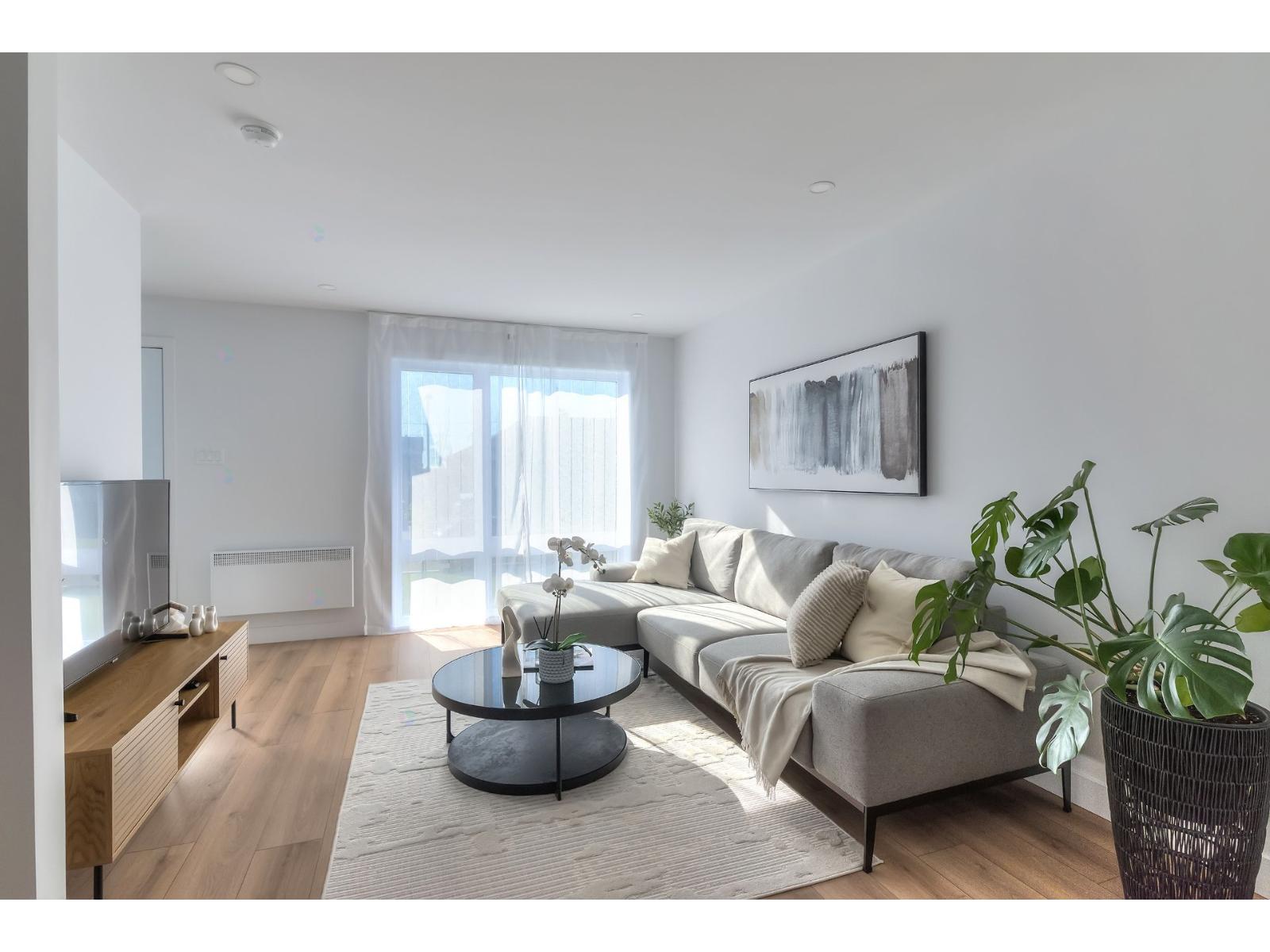 28 Rue Ninon-Cardinal Léry Quebec Canada J6N0T8 3