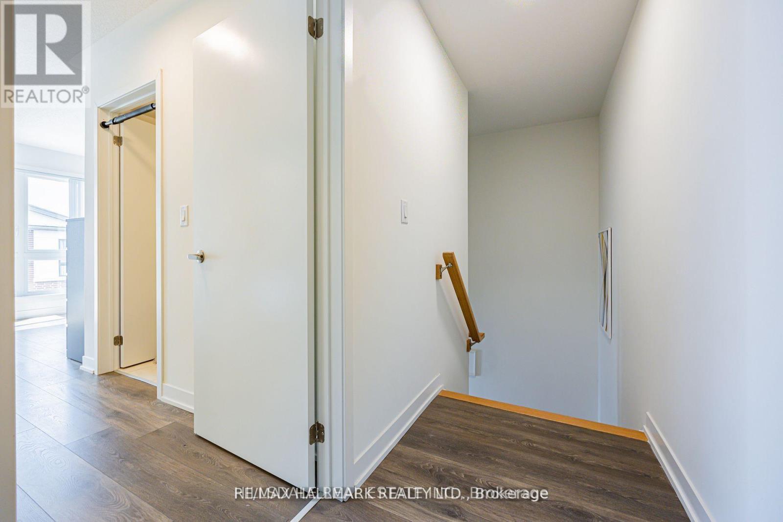 207 - 90 Canon Jackson Drive, Toronto, Ontario  M6M 0C1 - Photo 13 - W13751016