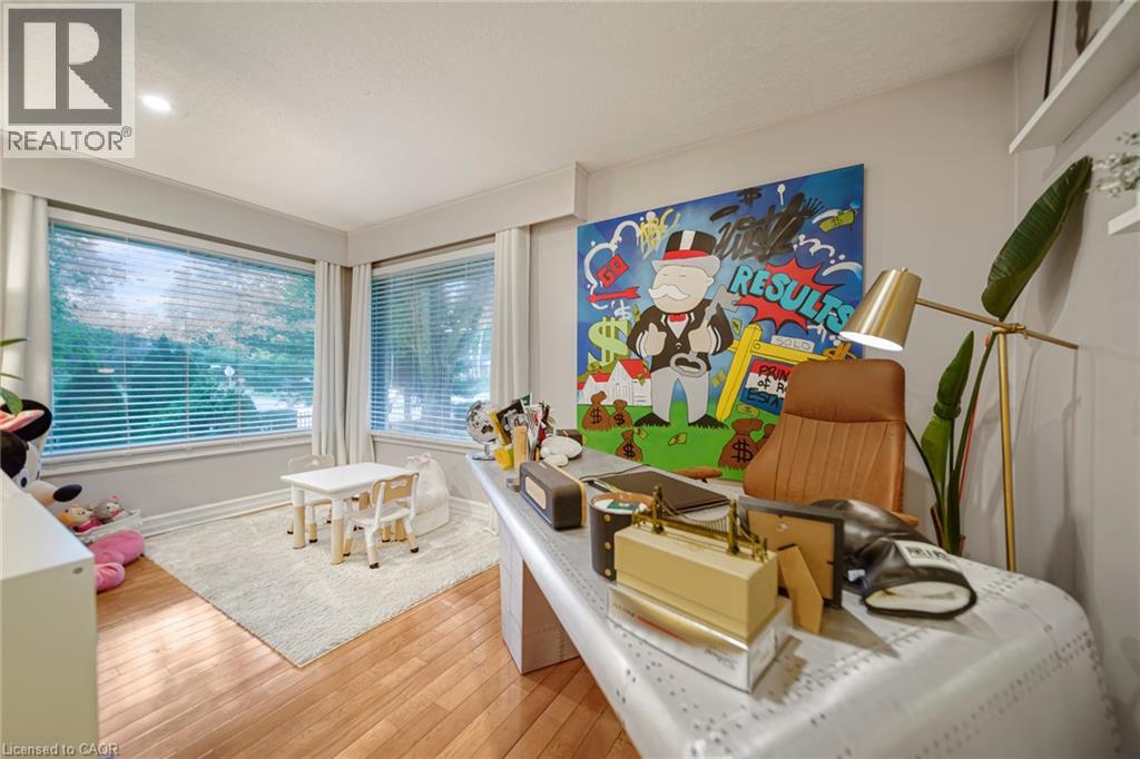 220 Claremont Avenue, Kitchener, Ontario  N2M 2R1 - Photo 11 - 40860591