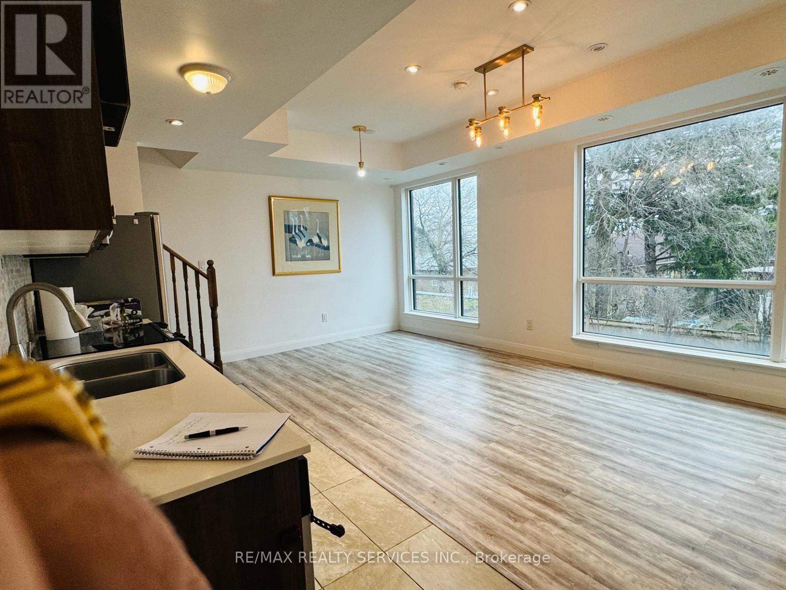 321 - 639 Lawrence Avenue W, Toronto, Ontario  M6A 1A9 - Photo 26 - C13618736