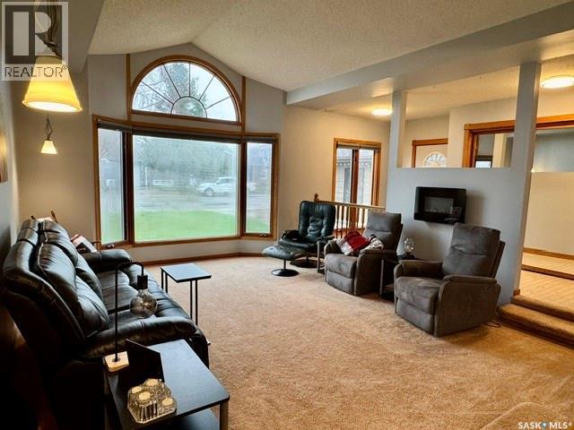 22 Swain Crescent, Humboldt, Saskatchewan  S0K 2A0 - Photo 4 - SK047717