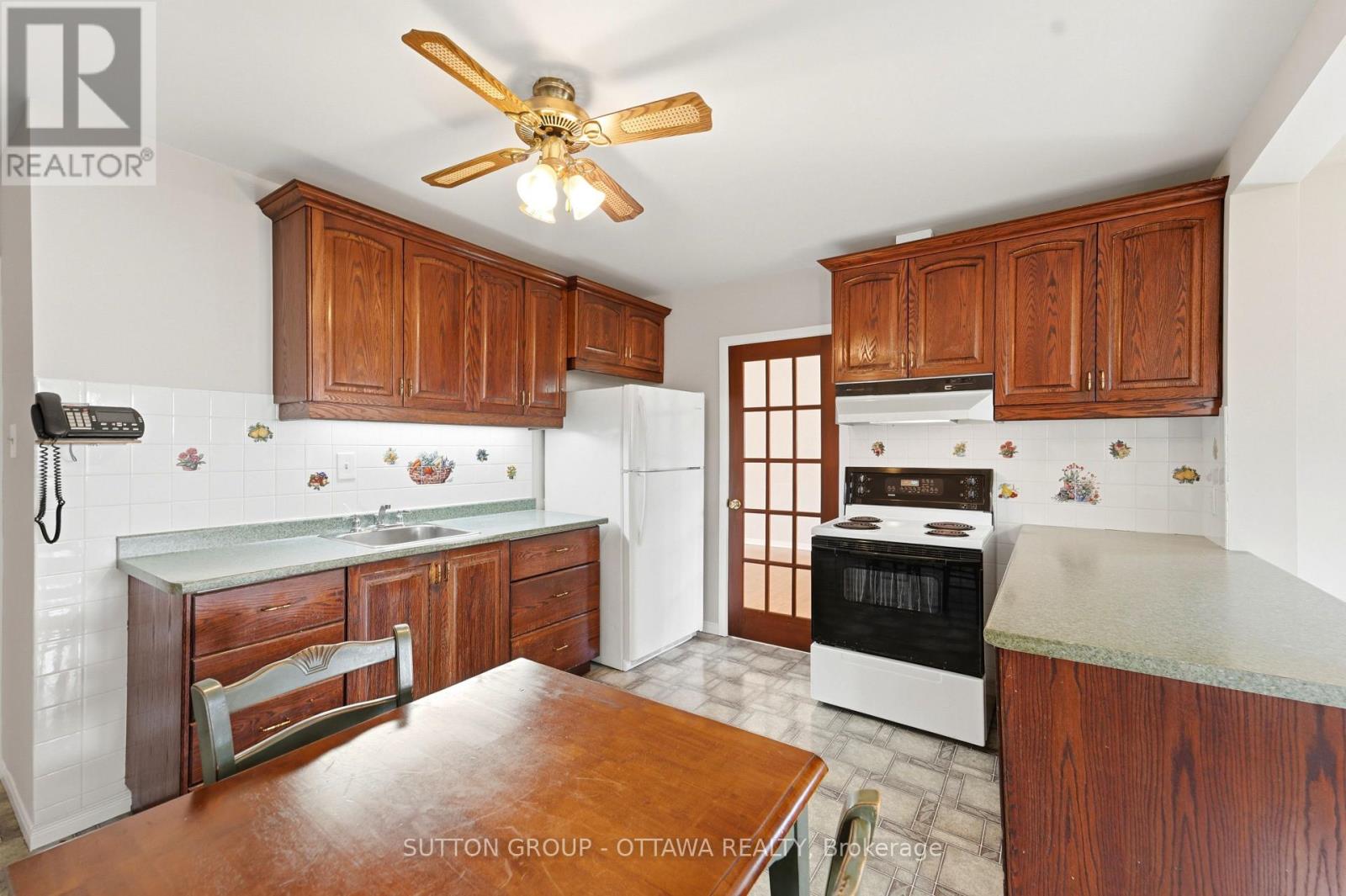 1981 Bel-Air Drive, Ottawa, Ontario  K2C 0X1 - Photo 14 - X13751082