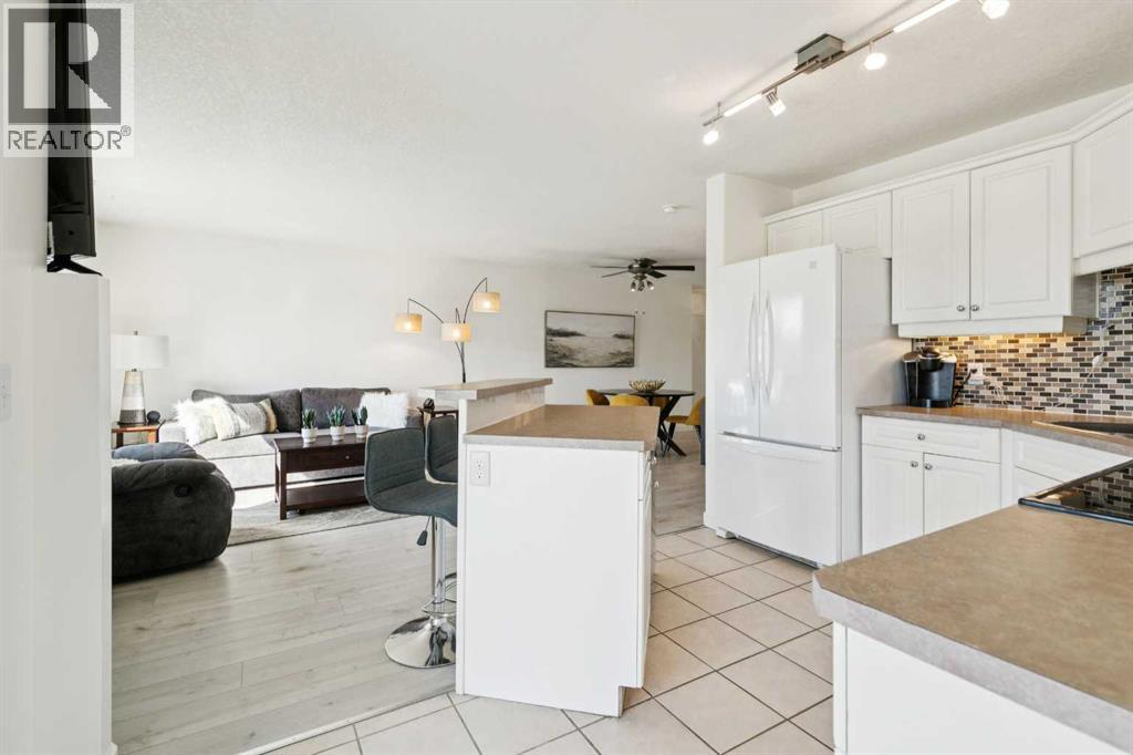 102, 6102 Valleyview Park SE, Calgary, Alberta  T2B 3R6 - Photo 10 - A2329234