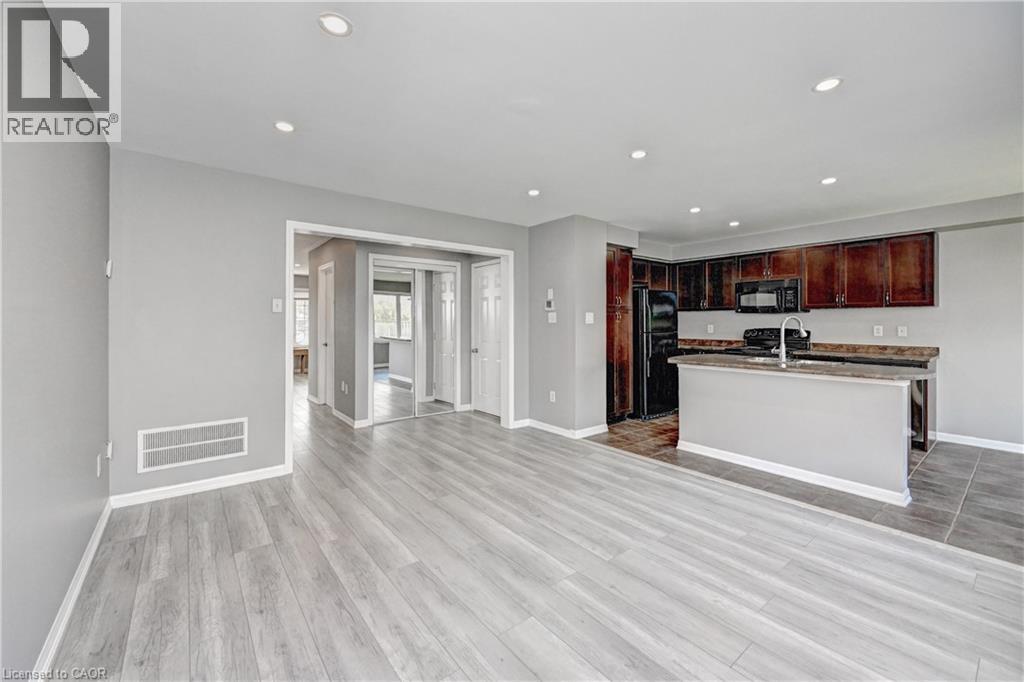 103 Blackbird Circle, Cambridge, Ontario  N3C 0A9 - Photo 10 - 40860986