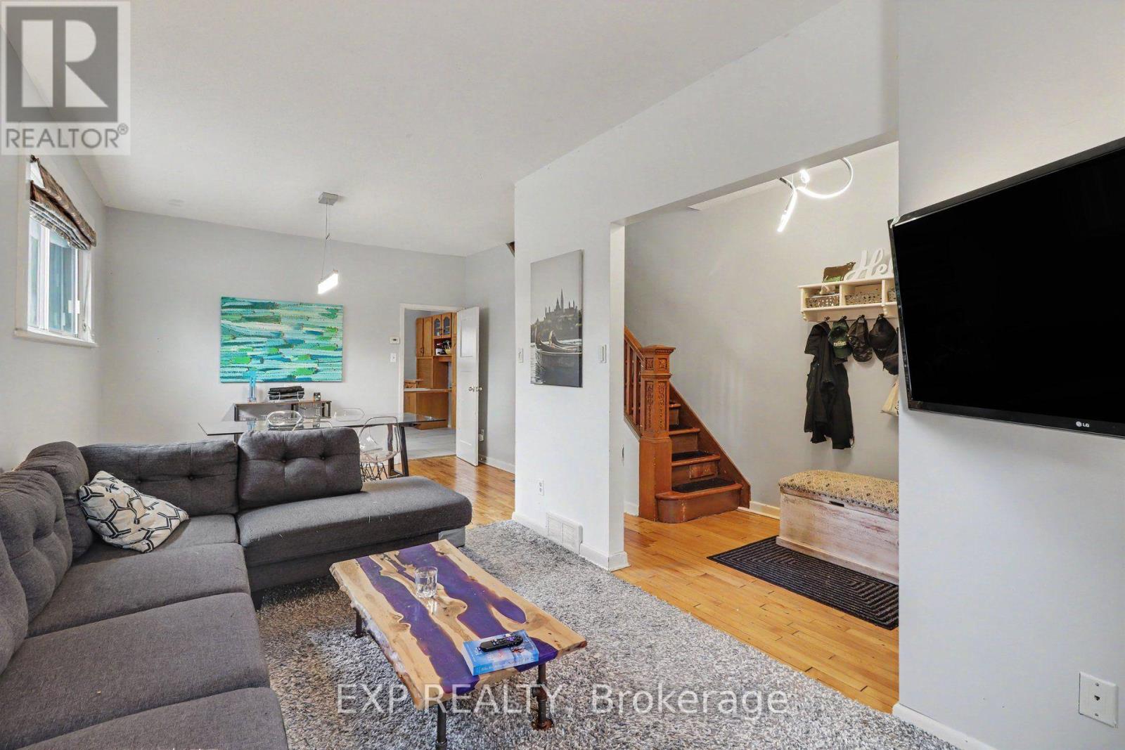 109 Hopewell Avenue, Ottawa, Ontario  K1S 2Y9 - Photo 4 - X13751096
