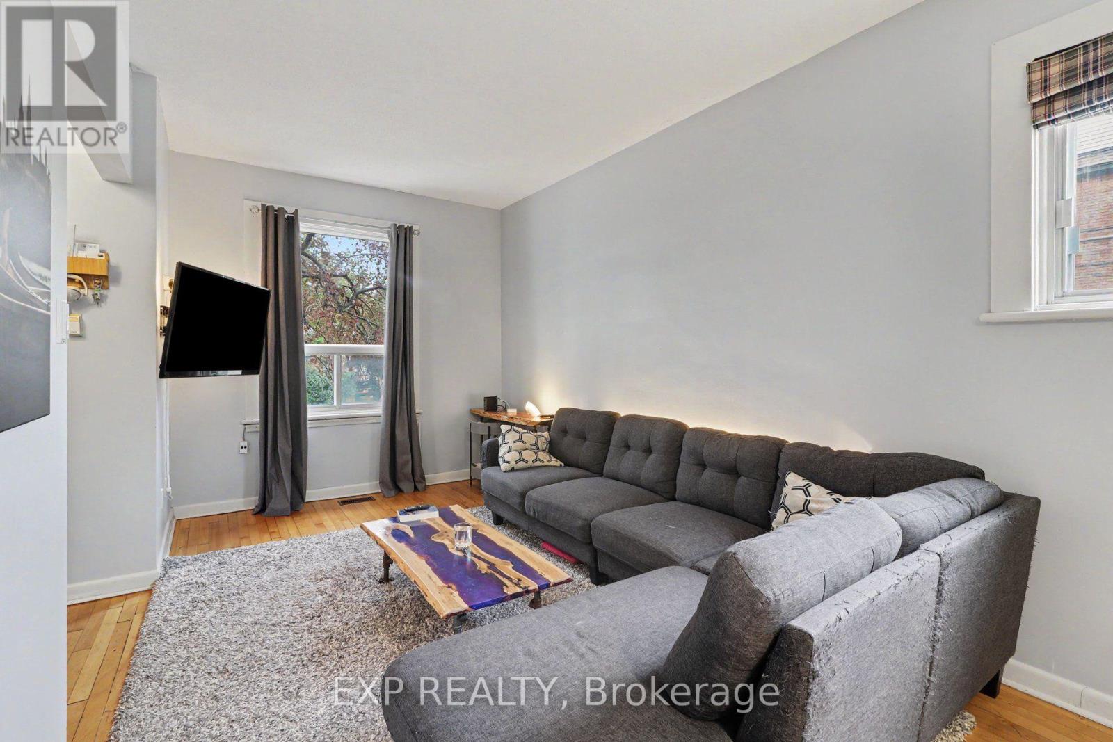 109 Hopewell Avenue, Ottawa, Ontario  K1S 2Y9 - Photo 5 - X13751096