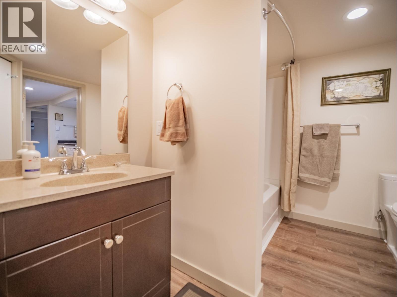 869 Schreiner Street, Kamloops, British Columbia  V2B 5V6 - Photo 37 - 10387728