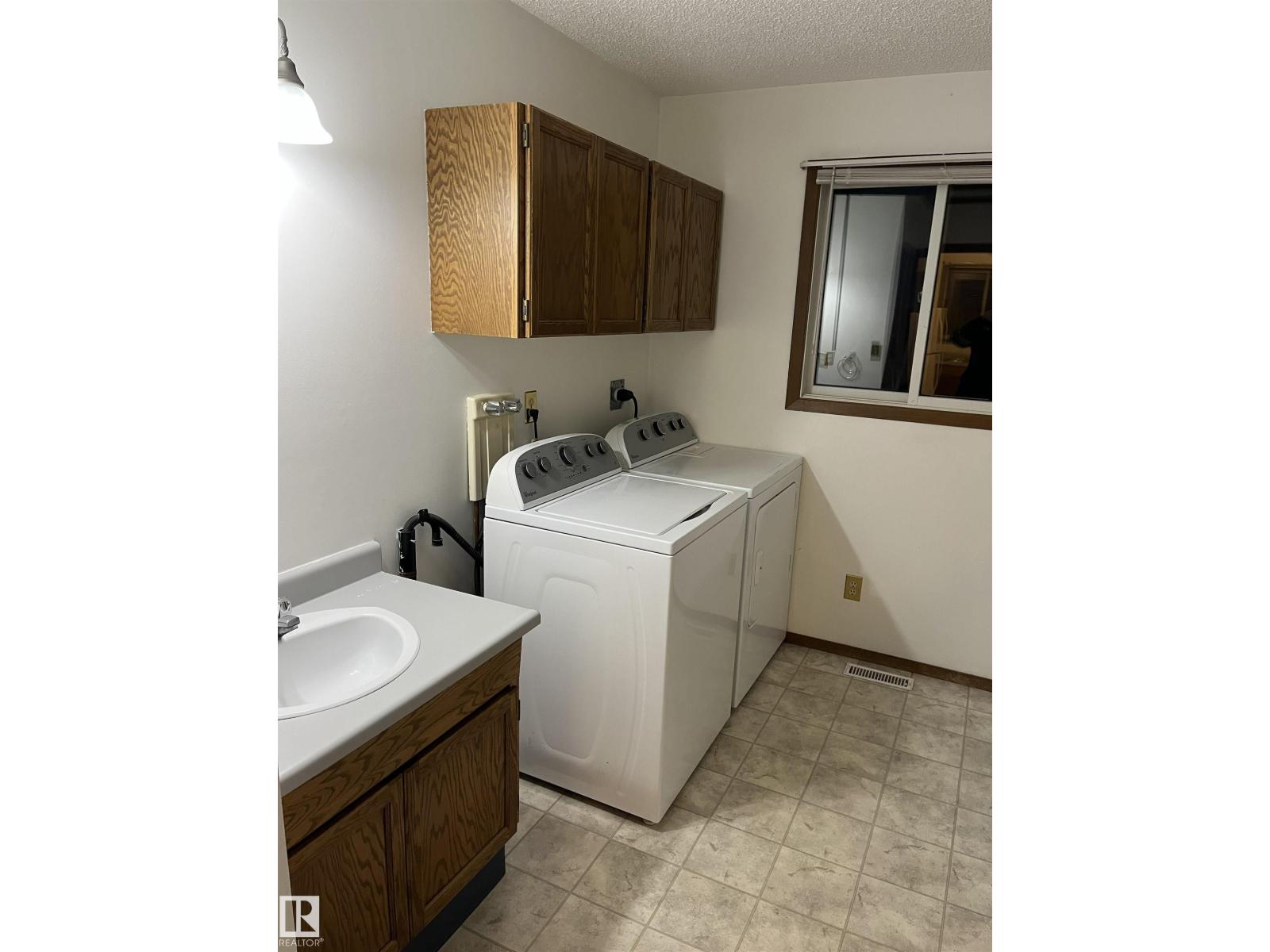 4619 43 St, Mayerthorpe, Alberta  T0E 1N0 - Photo 10 - E4505296