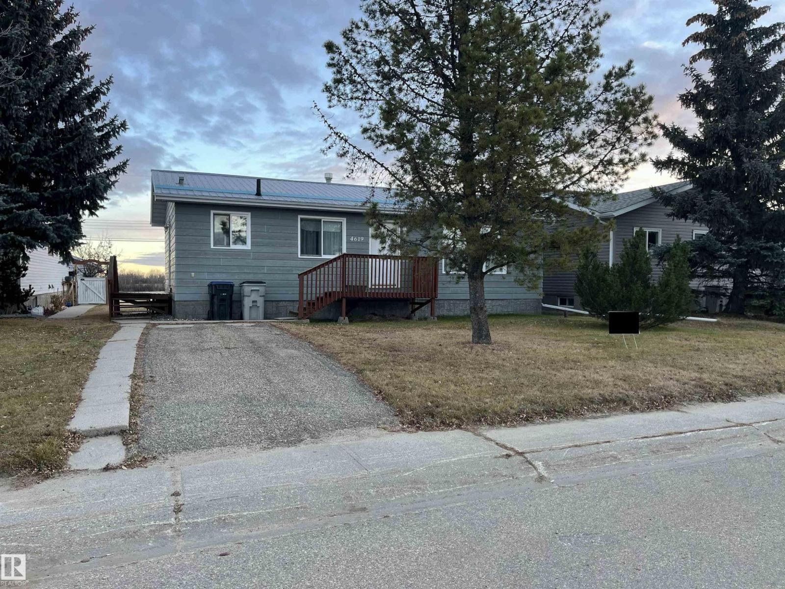 4619 43 St, Mayerthorpe, Alberta  T0E 1N0 - Photo 3 - E4505296