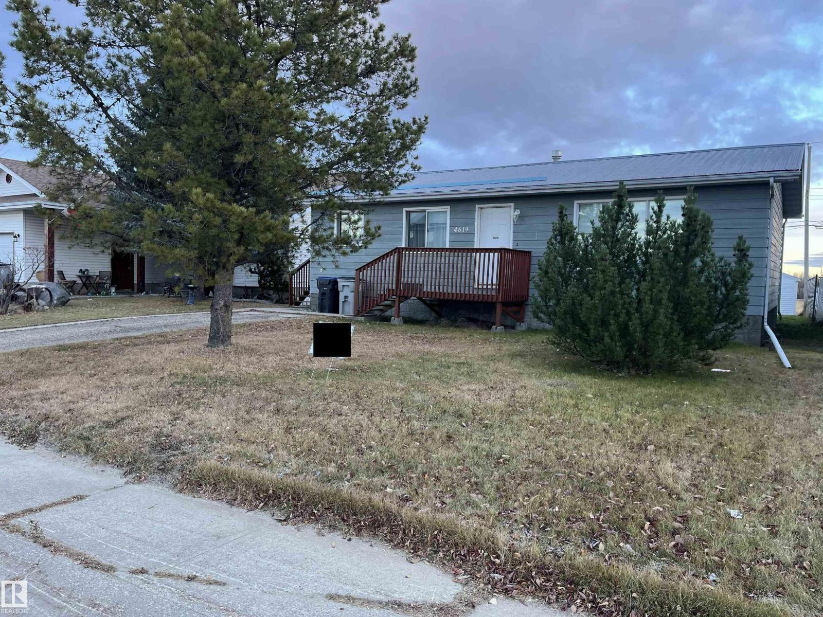 4619 43 ST, mayerthorpe, Alberta