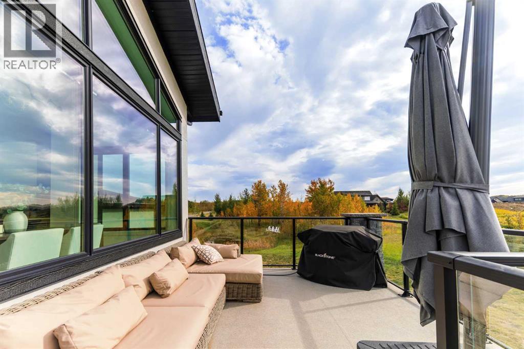 61 Silverhorn Boulevard, Rural Rocky View County, Alberta  T3R 0X3 - Photo 26 - A2332849