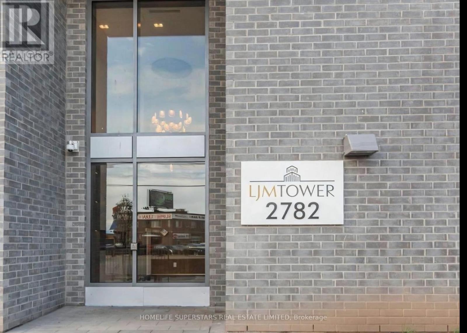 215 - 2782 BARTON STREET E, Hamilton, Ontario