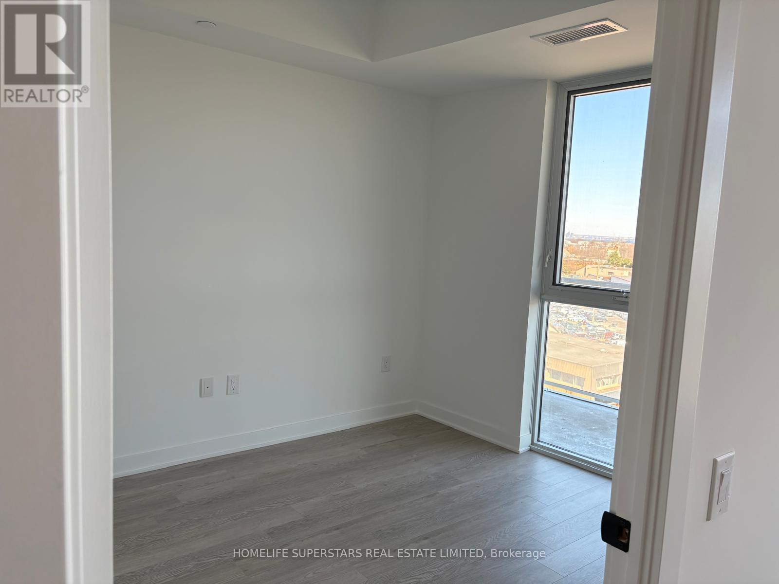 215 - 2782 Barton Street E, Hamilton, Ontario  L8E 0L3 - Photo 8 - X13751114