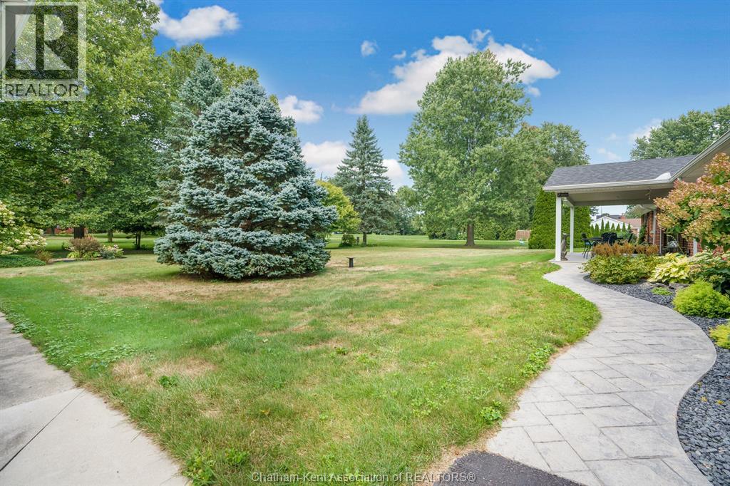 37 Gregory Drive East, Chatham, Ontario  N7L 2R2 - Photo 10 - 26021299