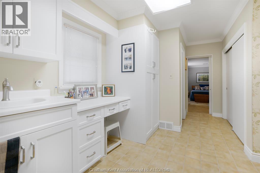 37 Gregory Drive East, Chatham, Ontario  N7L 2R2 - Photo 18 - 26021299