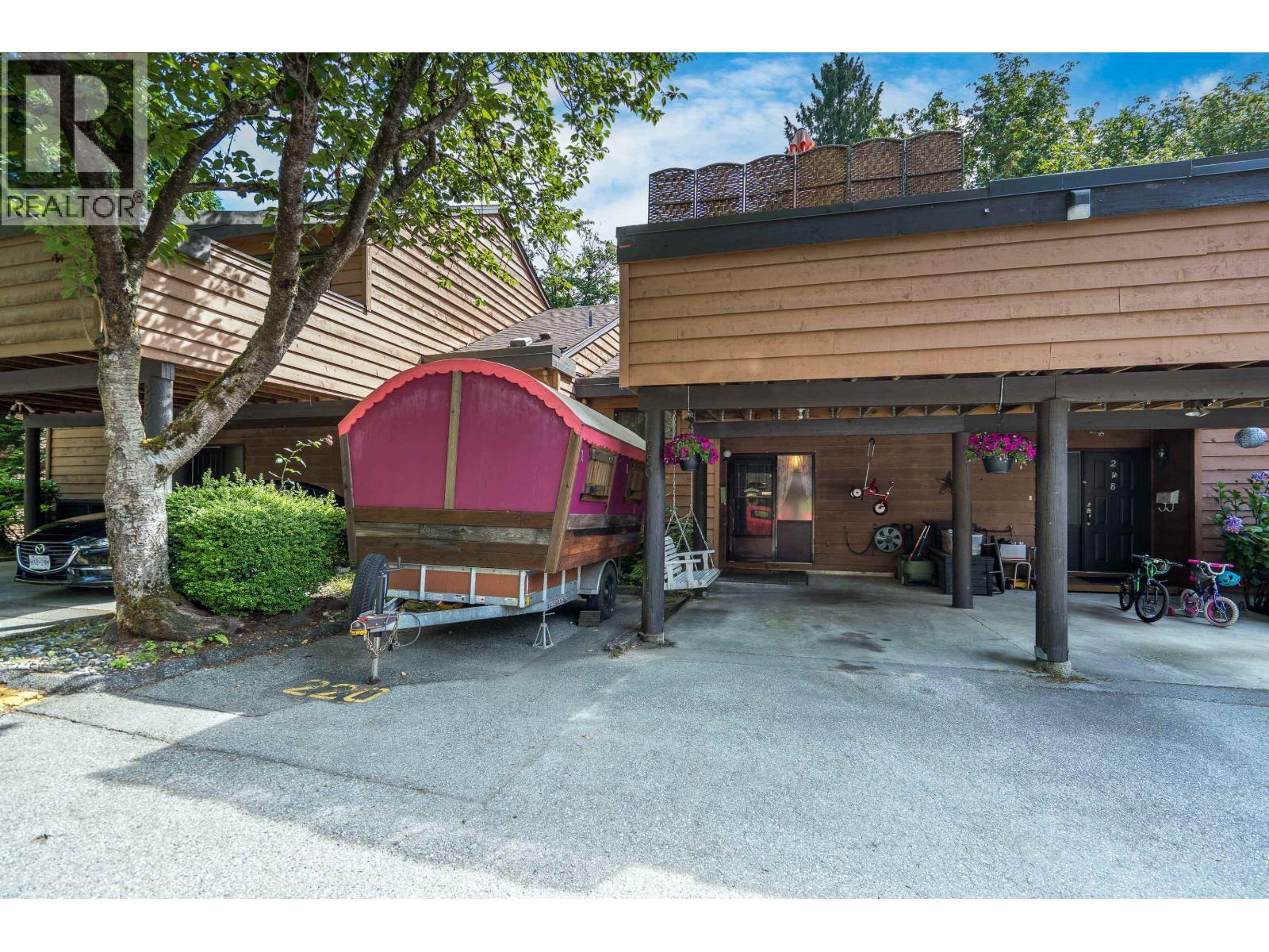 220 CORNELL WAY, Port Moody, British Columbia