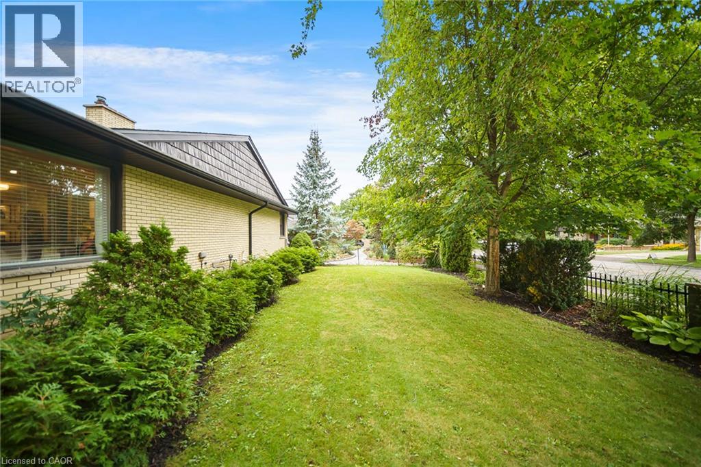 220 Claremont Avenue, Kitchener, Ontario  N2M 2R1 - Photo 4 - 40860591