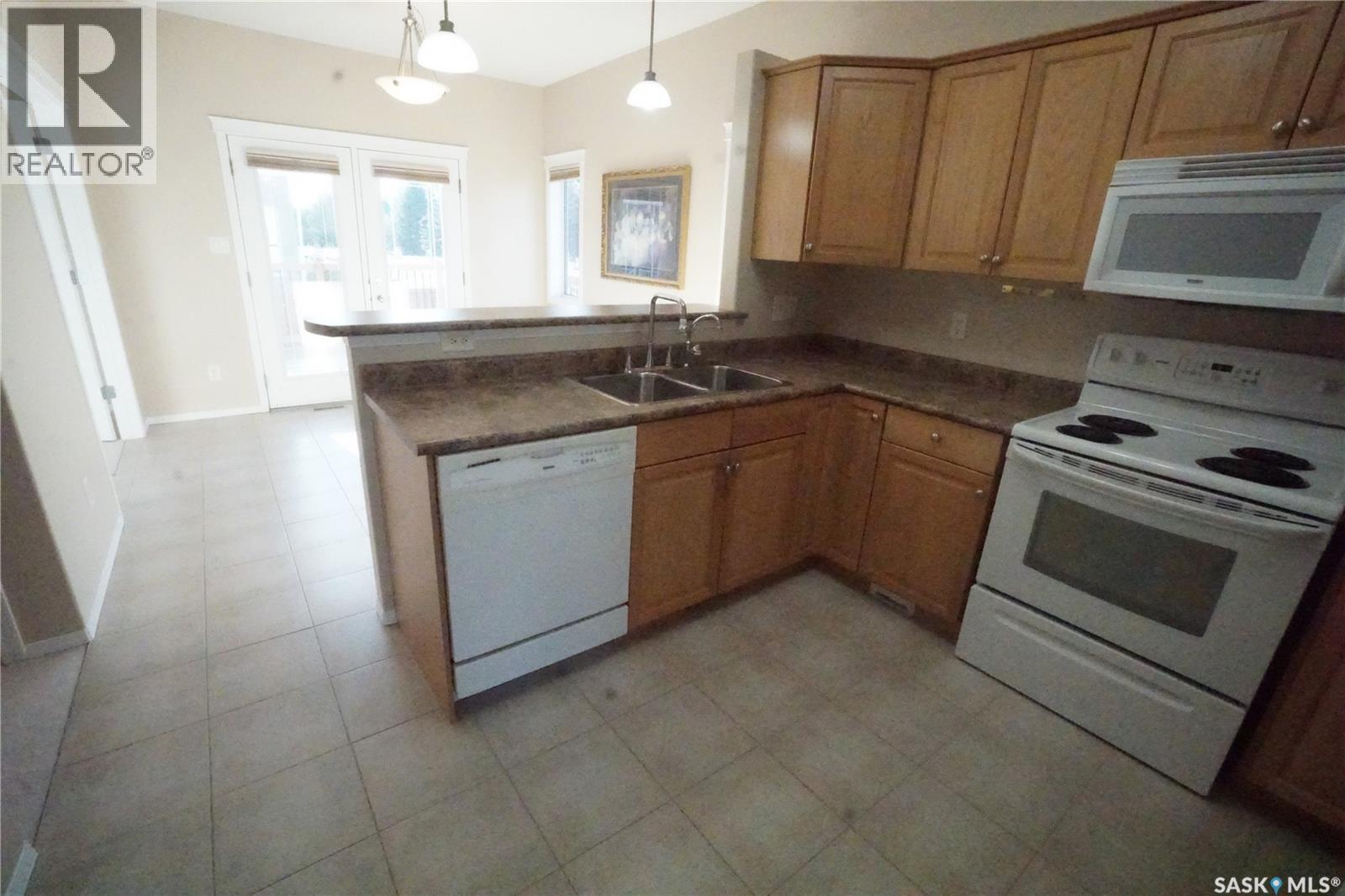 4606 Juniper Drive, Regina, Saskatchewan  S4X 4R6 - Photo 11 - SK047412