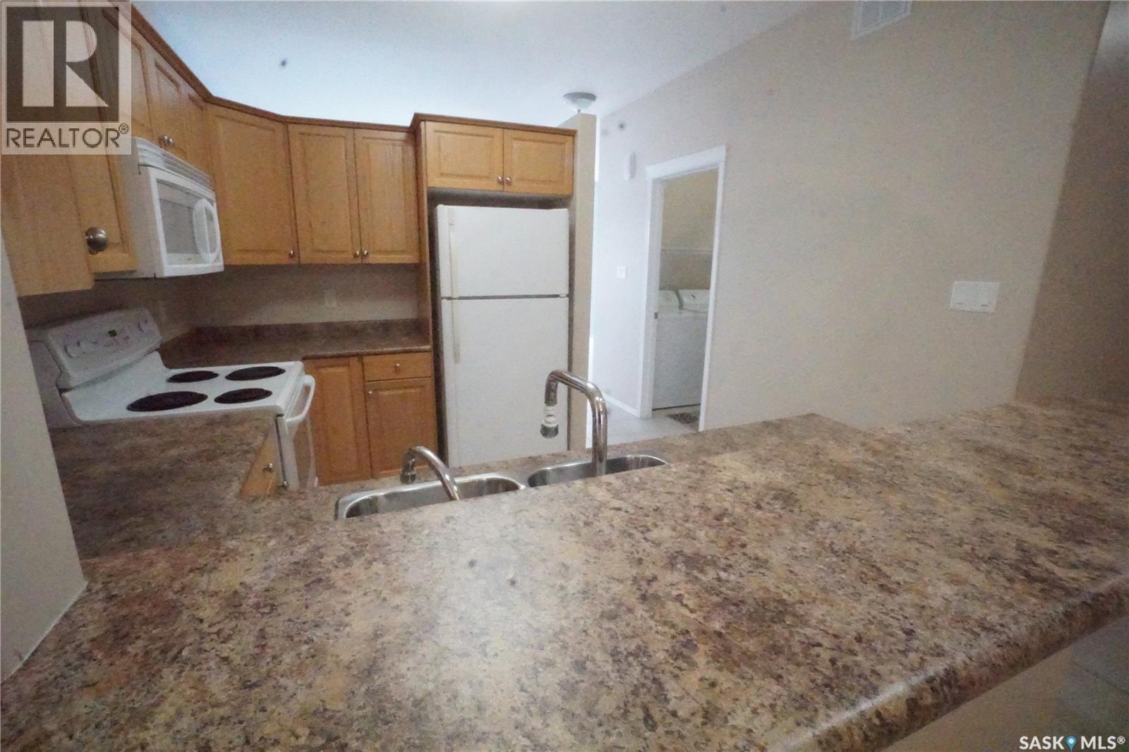 4606 Juniper Drive, Regina, Saskatchewan  S4X 4R6 - Photo 13 - SK047412