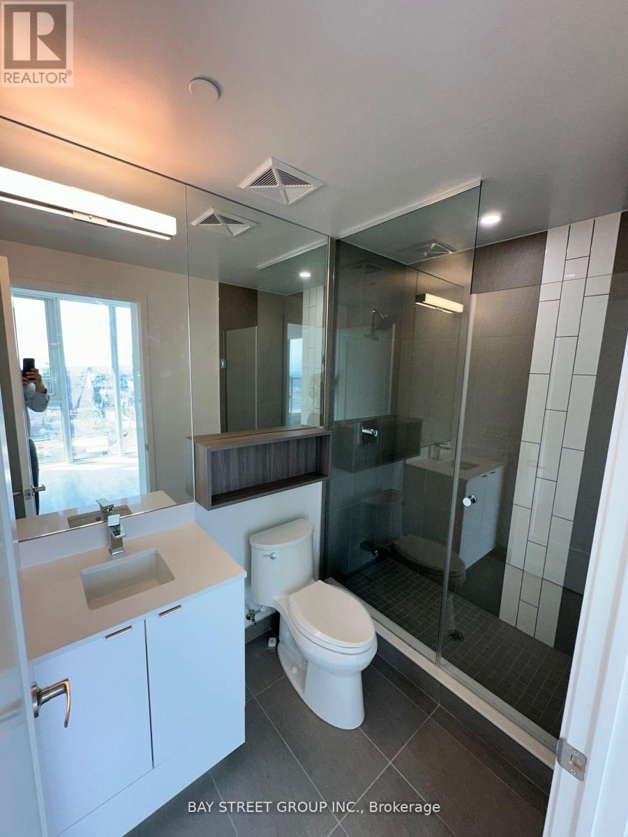 1911 - 70 Princess Street, Toronto, Ontario  M5A 0X6 - Photo 2 - C13751128