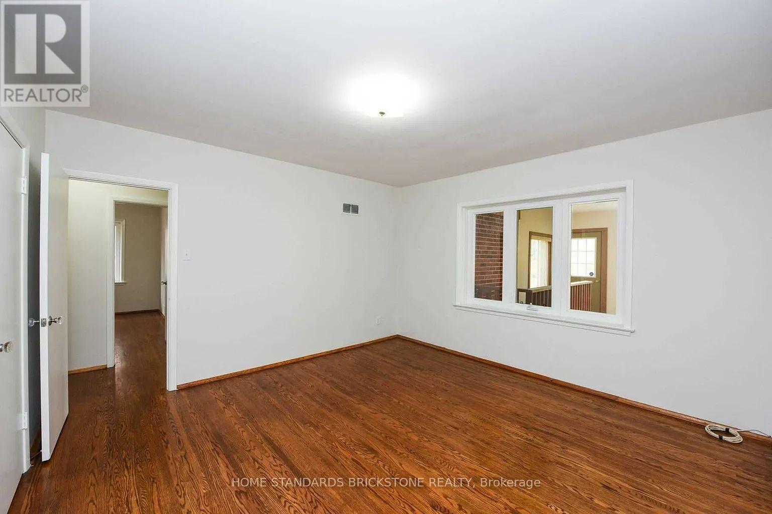 90 Centre Avenue N, Toronto, Ontario M2M 2L6 - Photo 15 - C13751160