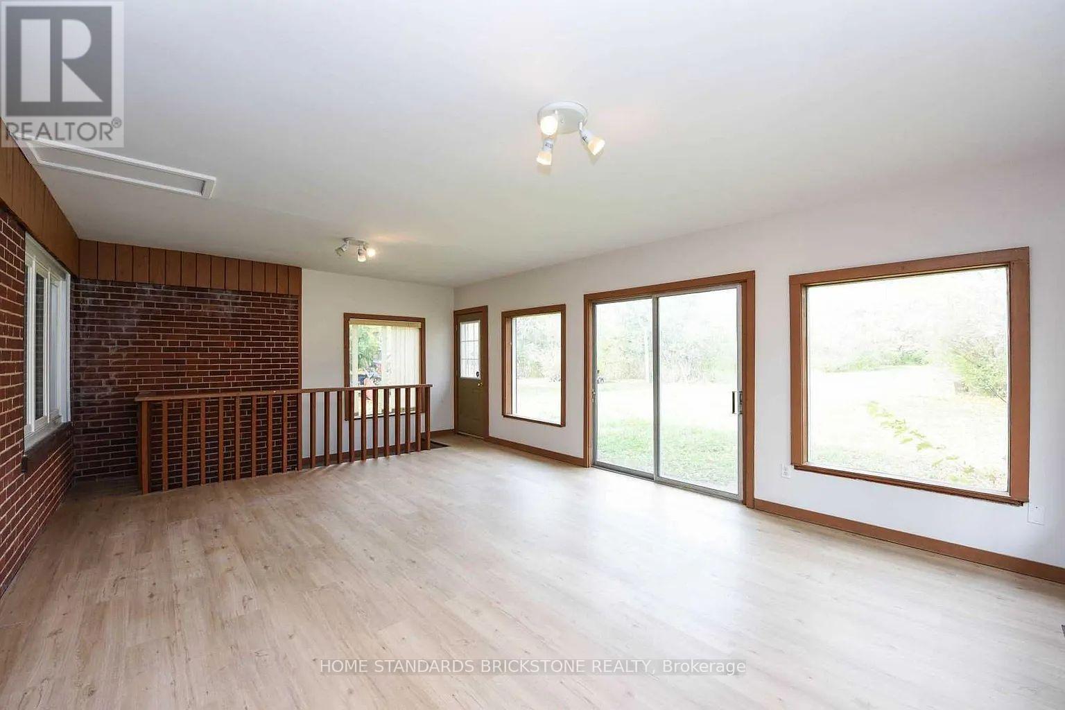 90 Centre Avenue N, Toronto, Ontario M2M 2L6 - Photo 21 - C13751160