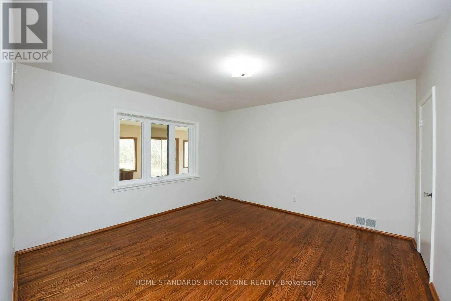 90 Centre Avenue N, Toronto, Ontario M2M 2L6 - Photo 9 - C13751160