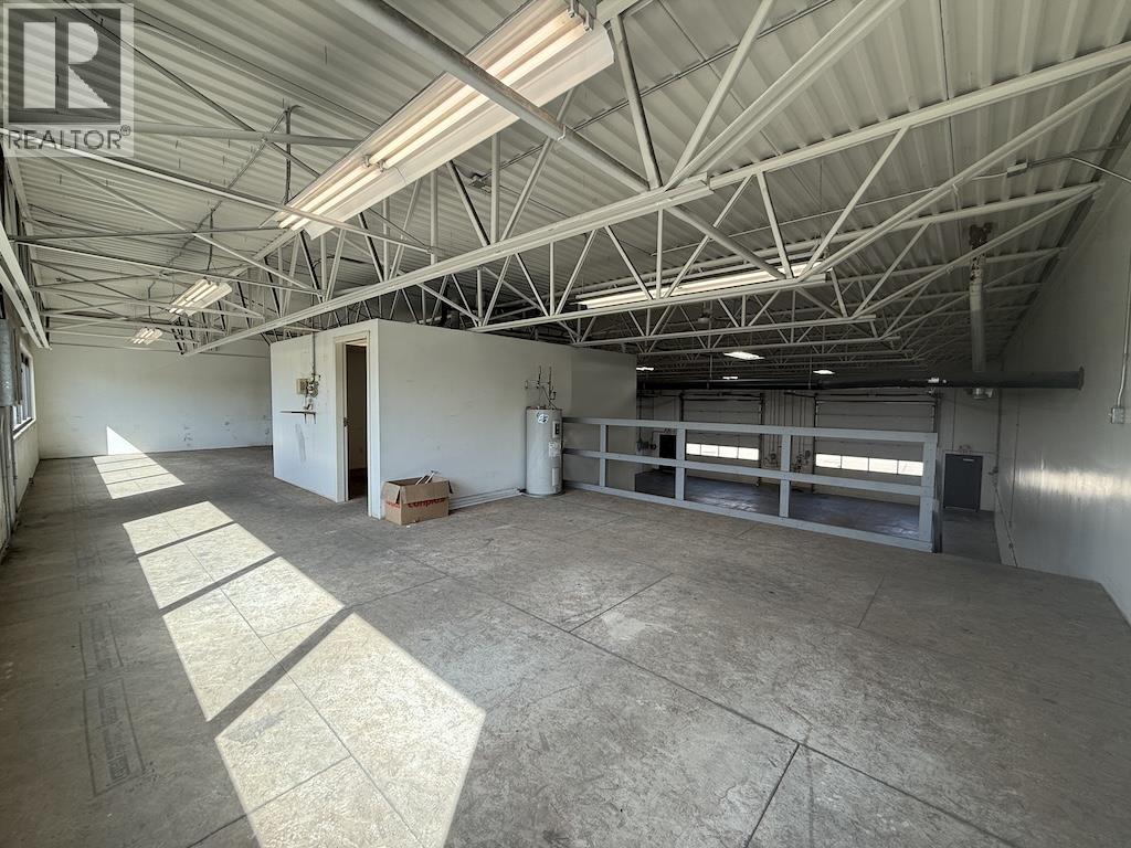 9622-9624 SIKANNI ROAD photo 14
