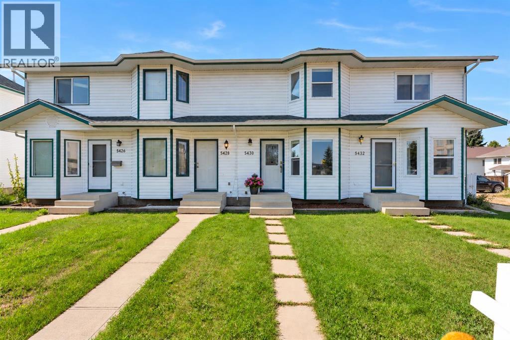 5430 45 Street, Lacombe, Alberta  T4L 1H1 - Photo 1 - A2341198