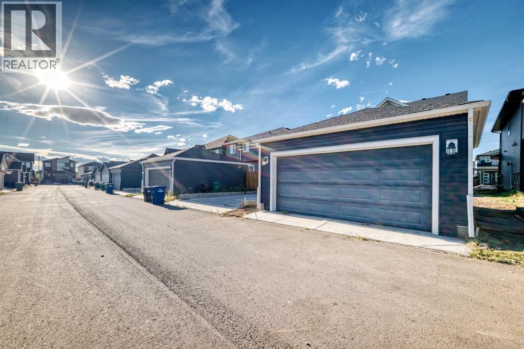 245 Midgrove Mews SW, Airdrie, Alberta  T4B 5K8 - Photo 46 - A2342113