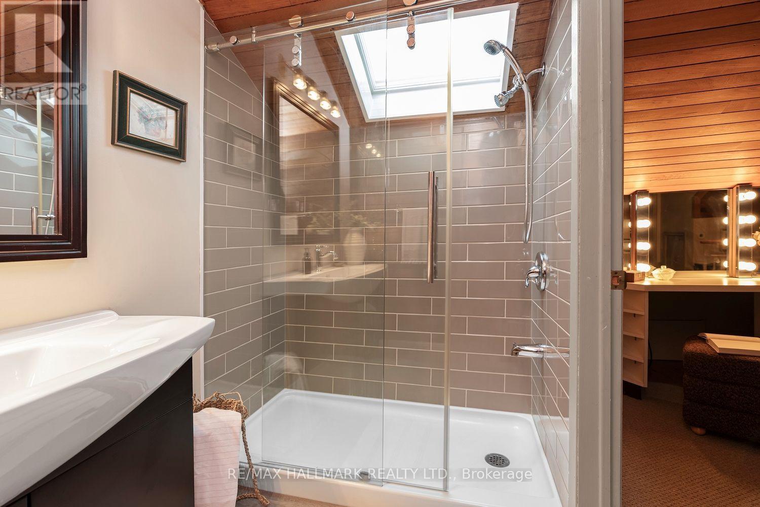173 High Park Avenue, Toronto, Ontario  M6P 2S3 - Photo 18 - W13751152