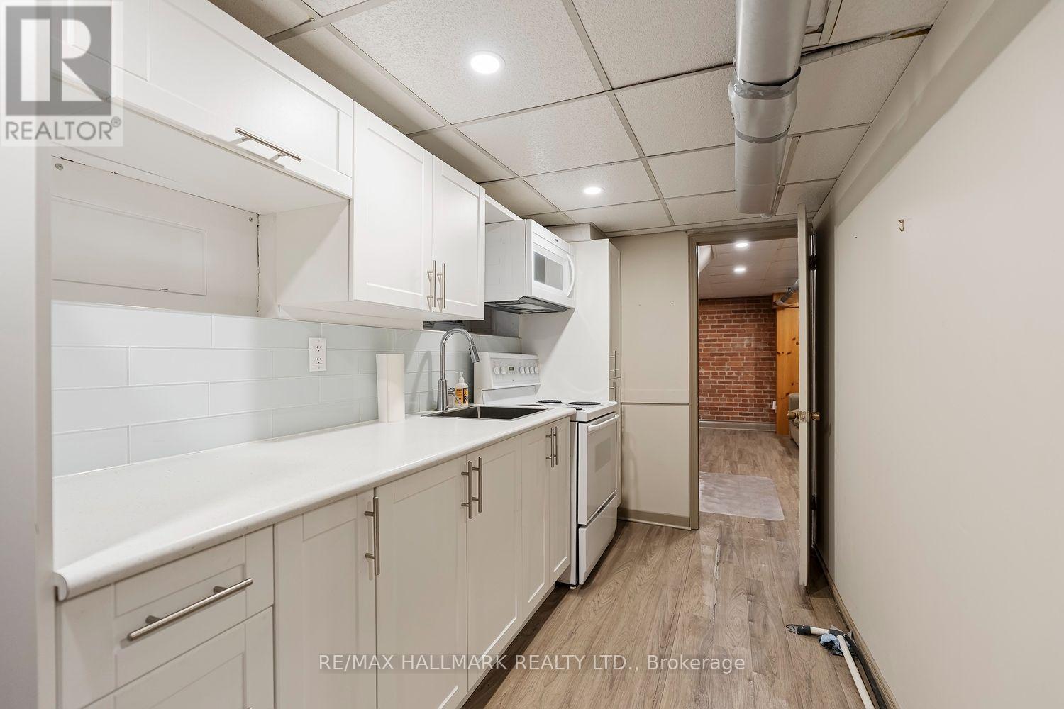173 High Park Avenue, Toronto, Ontario  M6P 2S3 - Photo 22 - W13751152