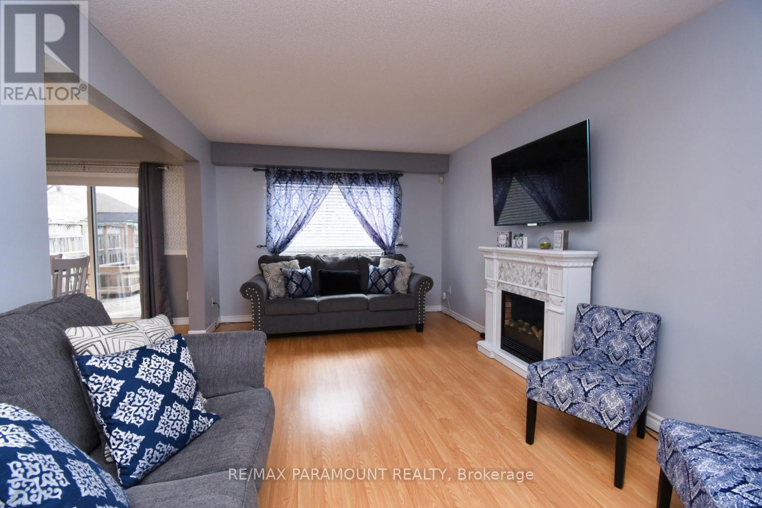 48 Newport Drive, Cambridge, Ontario  N3H 5P7 - Photo 4 - X13751162
