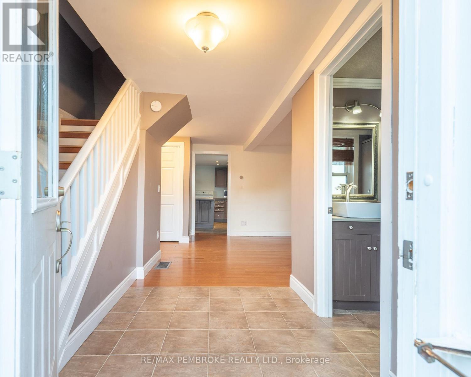 628 Perth Street, Pembroke, Ontario  K8A 6C1 - Photo 11 - X13751170