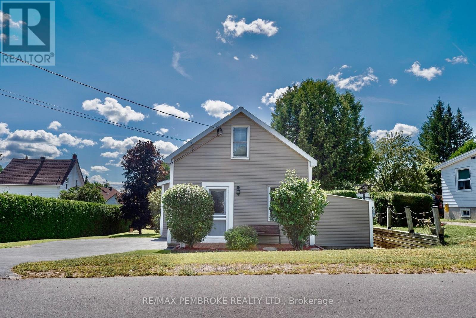 628 Perth Street, Pembroke, Ontario  K8A 6C1 - Photo 3 - X13751170