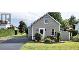 628 PERTH STREET, Pembroke, Ontario