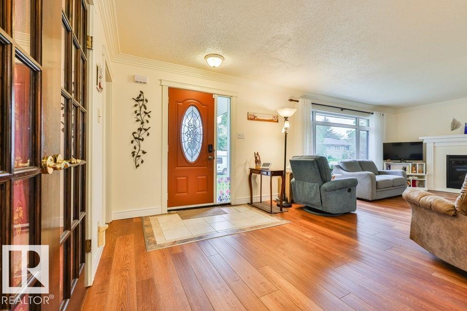5203 48 Av, Leduc, Alberta  T9E 5E6 - Photo 4 - E4507472