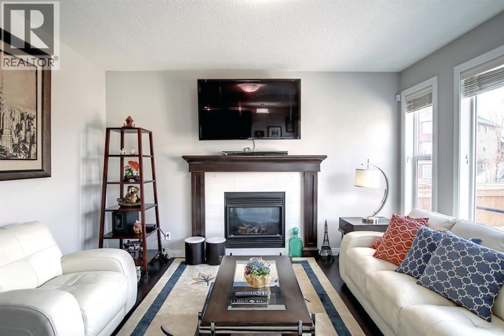649 Marina Drive, Chestermere, Alberta  T1X 0C5 - Photo 5 - A2341582