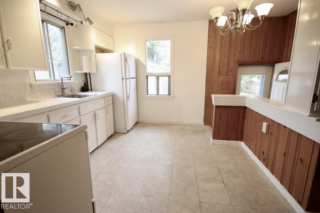 3639 109 Av NW, Edmonton, Alberta  T5W 0G6 - Photo 8 - E4507473