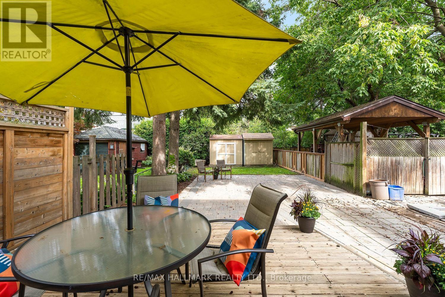 141 Humbercrest Boulevard, Toronto, Ontario  M6S 4L4 - Photo 16 - W13751184