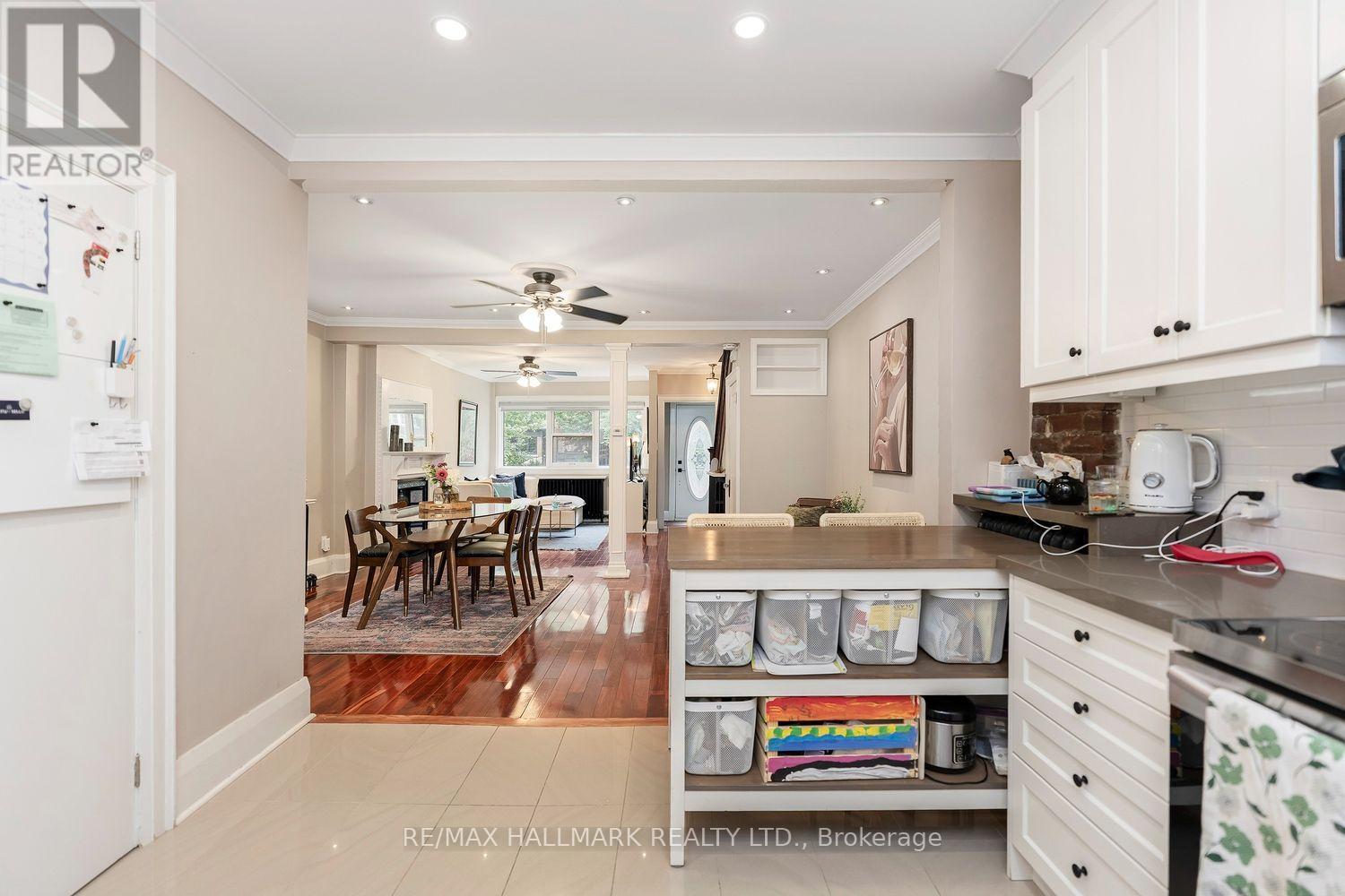 141 Humbercrest Boulevard, Toronto, Ontario  M6S 4L4 - Photo 23 - W13751184